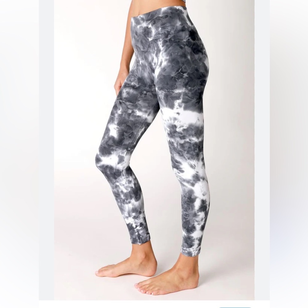 Balance Athletica Leggings